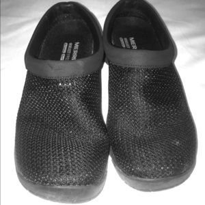 Merrell Women’s Black Mesh Clog Shoes Size 6